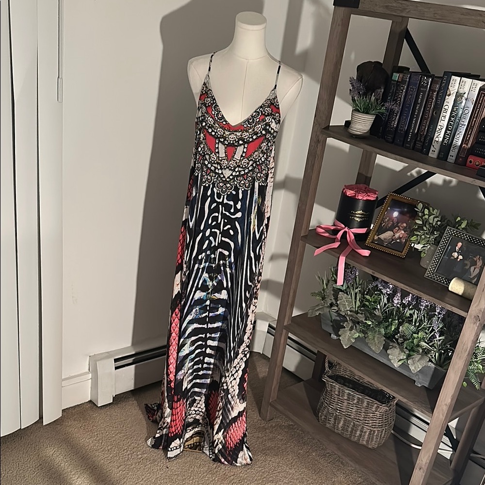 La Moda Dress